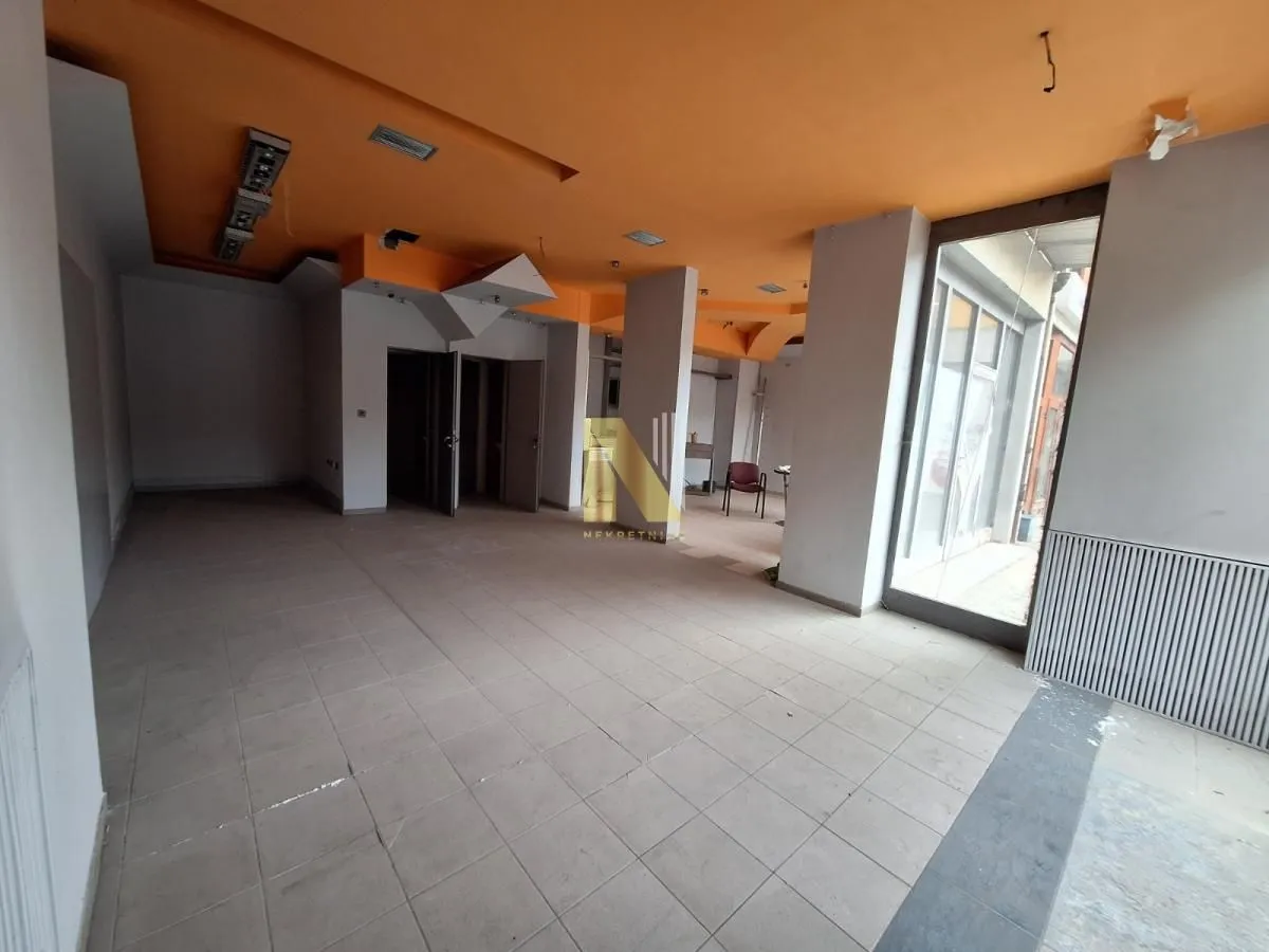 Rent, office space, 66m², Novo naselje, Novi Sad