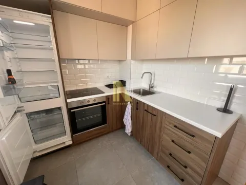 Izdavanje, dvosoban stan, 48m², Adamovićevo Naselje, Novi Sad Sve Podlokacije - image 5