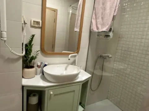 Prodaja, jednosoban stan, 47m², City Kvart, Podgorica - image 4