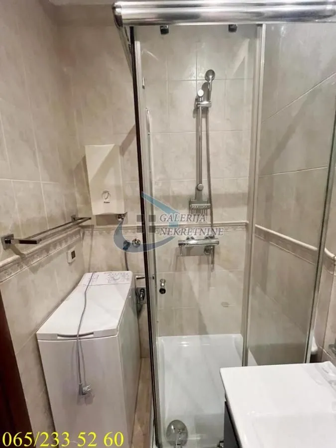 Prodaja, jednosoban stan, 37m², Vračar Hram, Vračar Sve Podlokacije