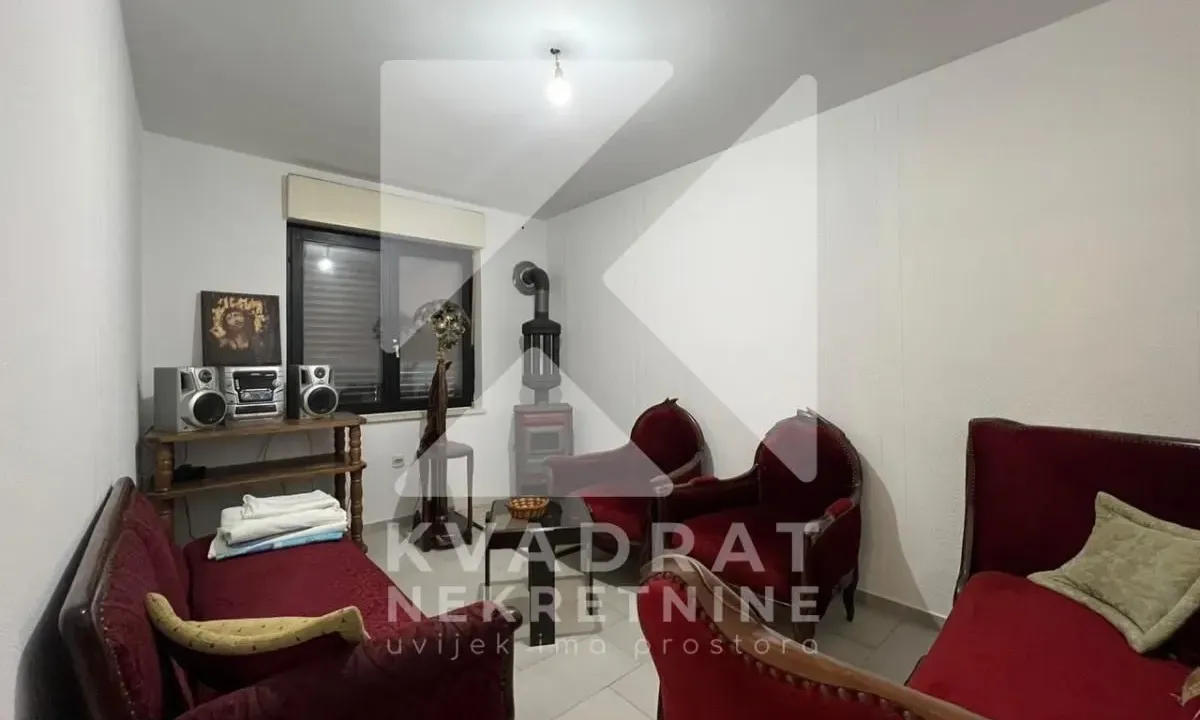 Izdavanje, dvosoban stan, 45m², Donja Gorica, Podgorica