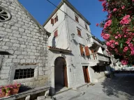 Sale, house, 251m², Prčanj, Kotor - image 2
