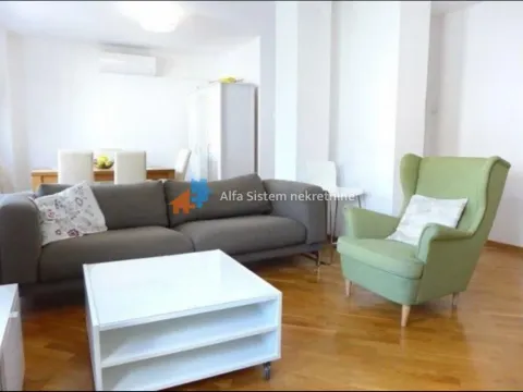Izdavanje, trosoban stan, 101m2, Senjak, Beograd Izdavanje, trosoban stan, 101m2, Senjak, Beograd