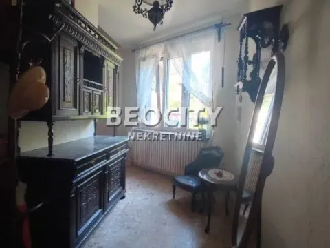 Izdavanje, trosoban stan, 68m², Centar, Novi Sad - image 10