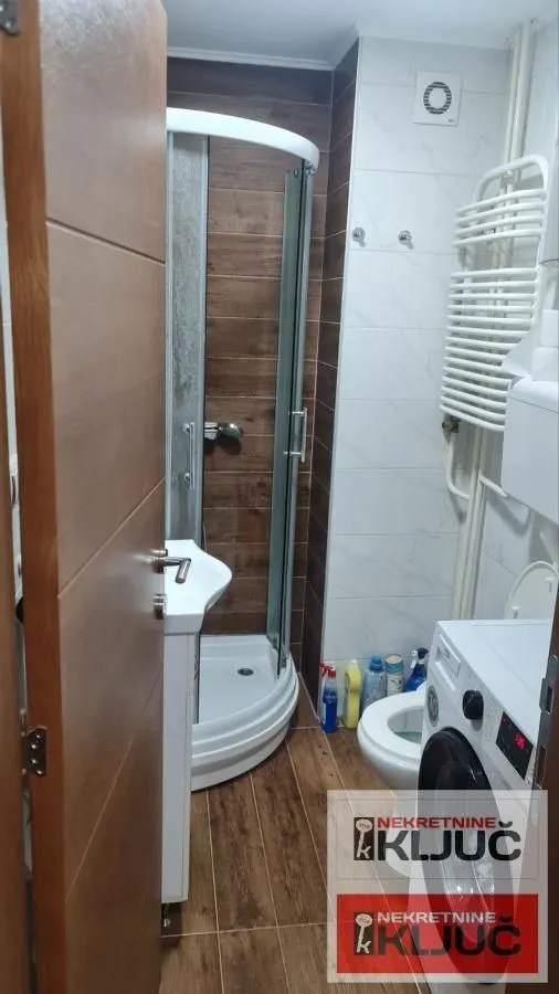 Rent, studio apartment, 27m², Grbavica, Novi Sad Sve Podlokacije