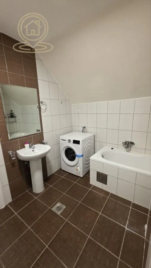 Prodaja, četvorosoban stan, 90m², Grbavica, Novi Sad Sve Podlokacije