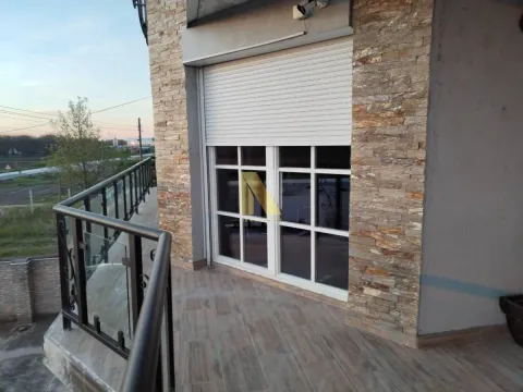 Rent, office space, 400m², Čenej, Novi Sad Sve Podlokacije - image 4