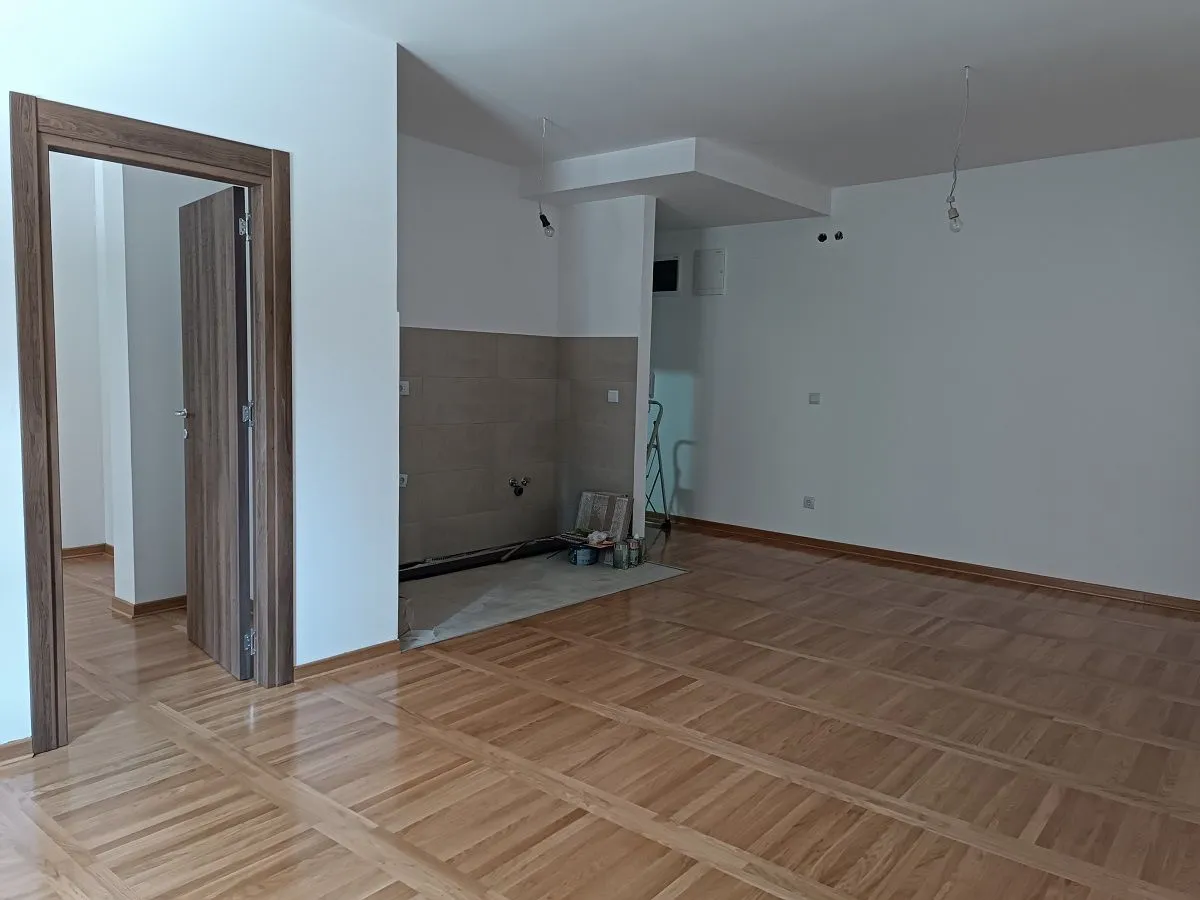Sale, one bedroom apartment, 41m², Crveni Krst, Beograd