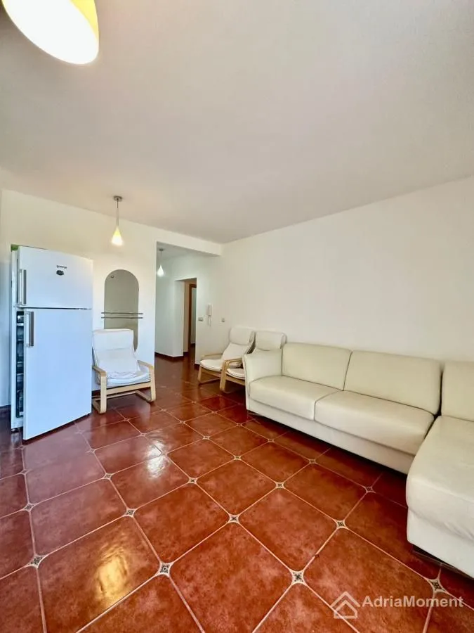 Prodaja, trosoban stan, 90m², Petrovac, Budva