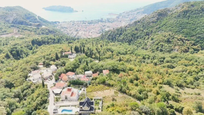 Prodaja, plac, 1700m², Markovići, Budva