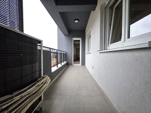 Rent, apartment, 82m², Stari Aerodrom, Podgorica - image 17