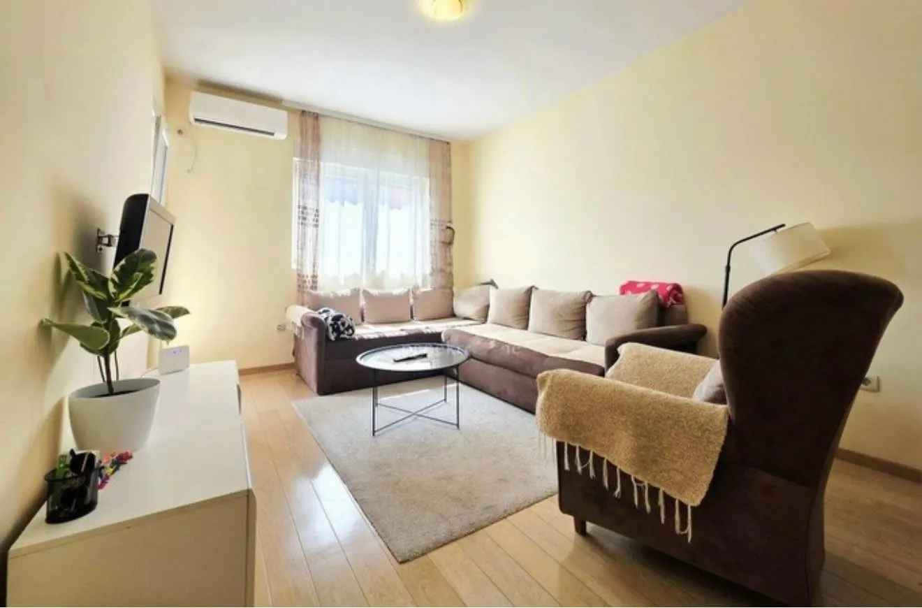 Rent, one bedroom apartment, 46m², City Kvart, Podgorica