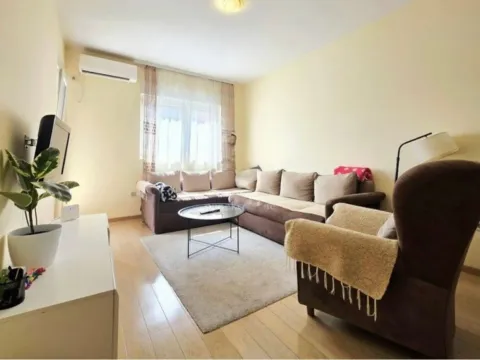 Rent, one bedroom apartment, 46m², City Kvart, Podgorica - image 2