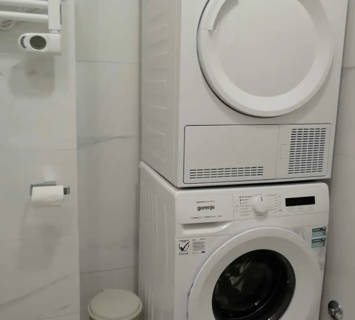 Izdavanje, jednosoban stan, 49m², Central Point, Podgorica