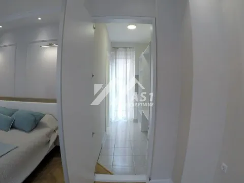 Izdavanje, četvorosoban stan, 130m², Grbavica, Novi Sad Sve Podlokacije - image 5