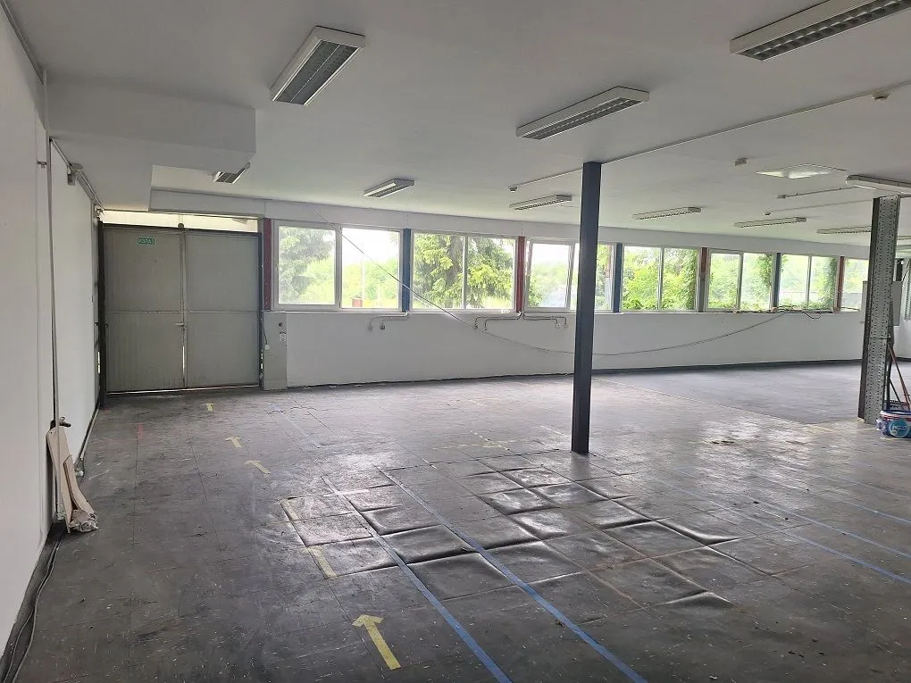 Rent, office space, 700m², Zemun Sve Podlokacije, Beograd