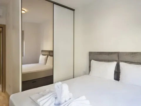 Prodaja, dvosoban stan, 55m², Bečići, Budva - image 7