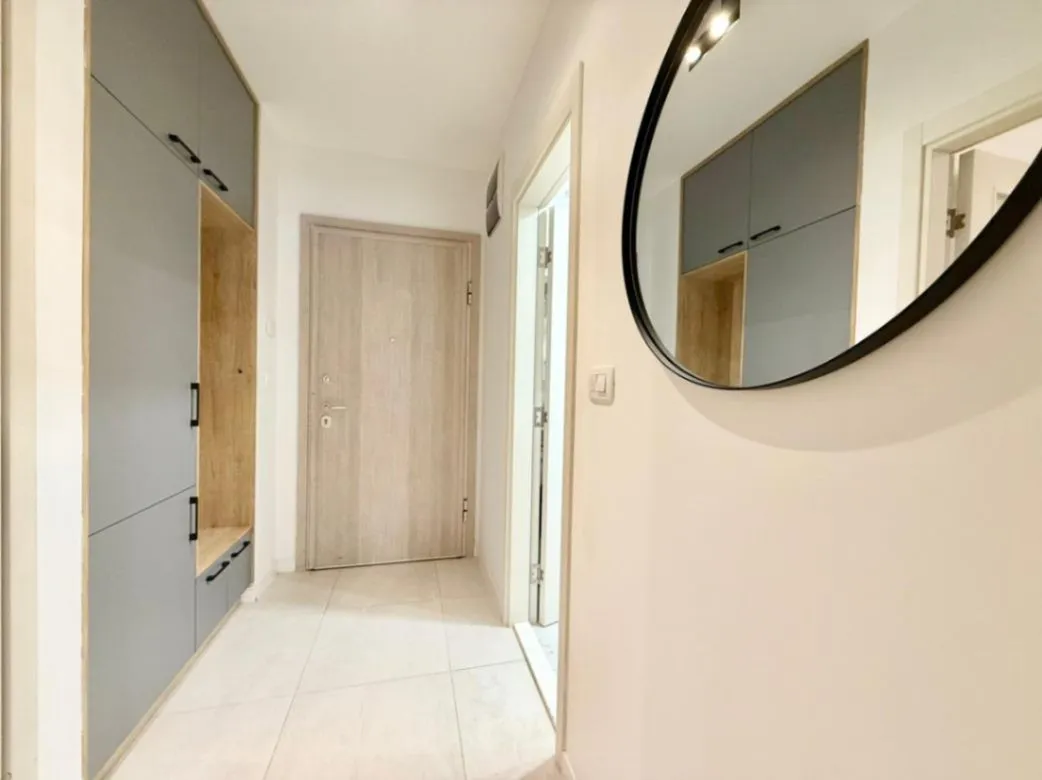 Prodaja, jednosoban stan, 46m², Central Point, Podgorica