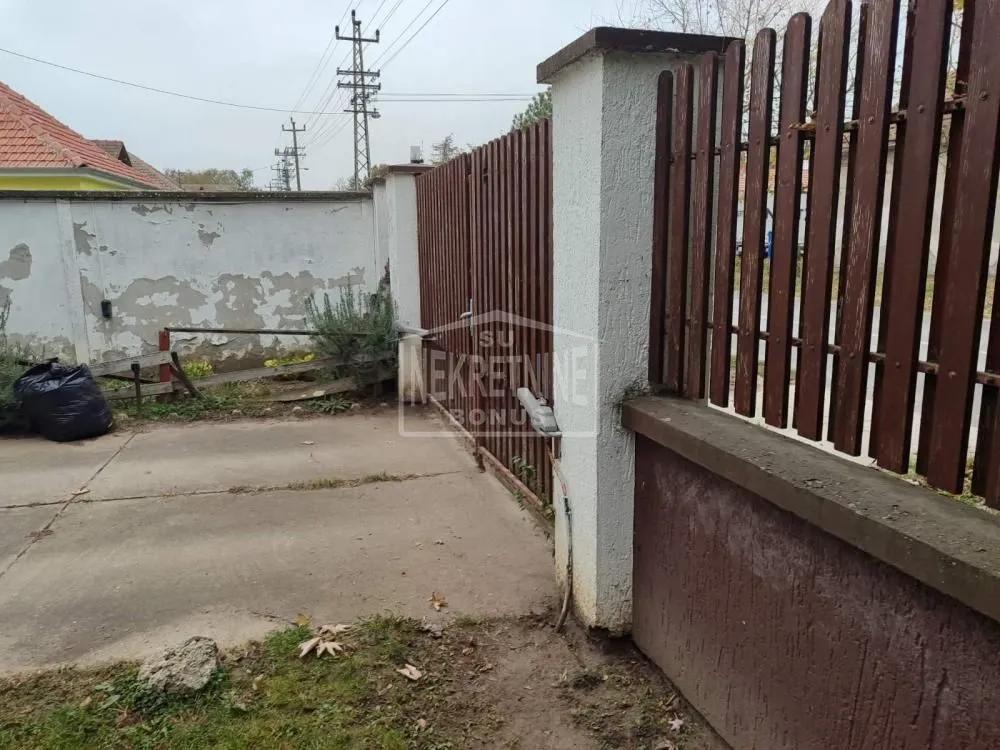Prodaja, kuća, 270m², Železničko Naselje, Subotica
