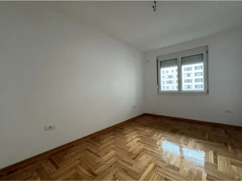 Prodaja, trosoban stan, 99m², Apelovac, Niš - image 4