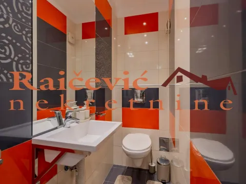 Rent, three bedroom apartment, 120m², Kalenić Pijaca, Vračar Sve Podlokacije - image 9