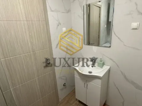 Izdavanje, jednosoban stan, 44m², Pobrežje, Podgorica - image 4