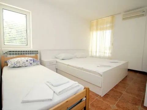 Sale, house, 174m², Budva, Crna Gora - image 11