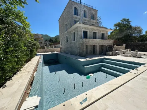 Prodaja, kuća, 500m², Donja Lastva, Tivat - image 3