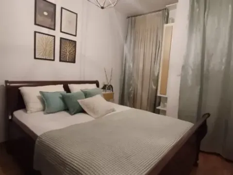 Izdavanje, jednosoban stan, 52m², City Kvart, Podgorica - image 7