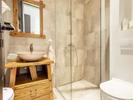 Sale, house, 549m², Dub, Kotor - image 17