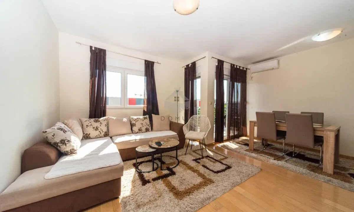 Izdavanje, jednosoban stan, 54m², City Kvart, Podgorica