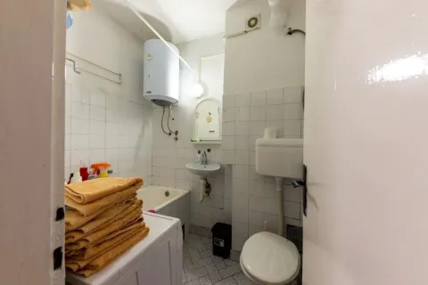 Izdavanje, jednosoban stan, 40m², Preko Morače, Podgorica - image 4