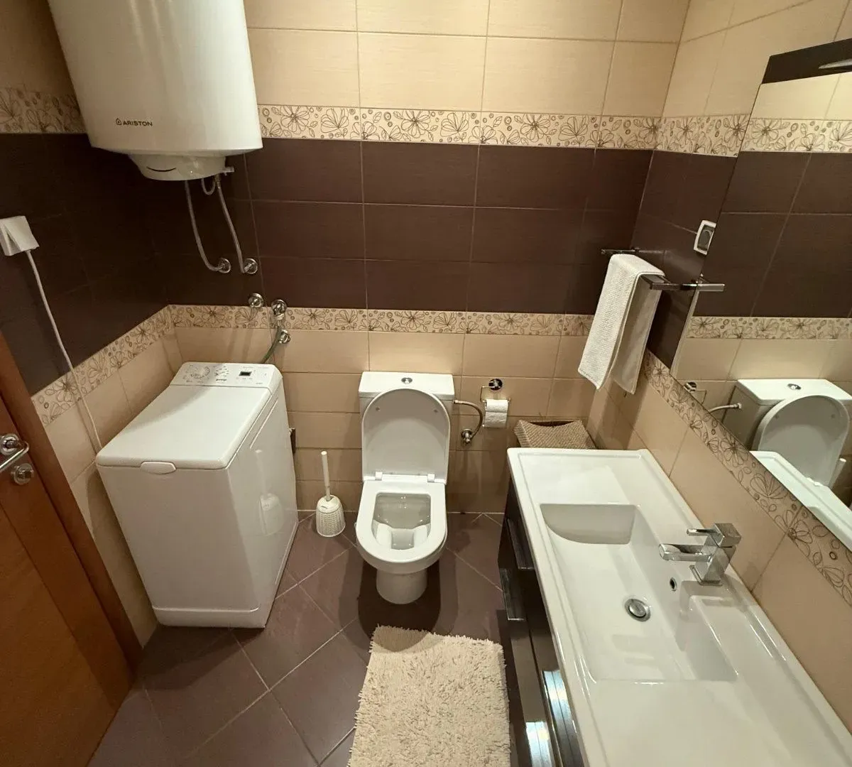 Prodaja, dvosoban stan, 69m², Pobrežje, Podgorica