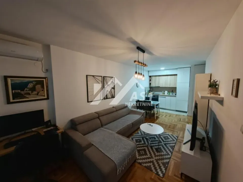 Rent, one bedroom apartment, 40m², Salajka, Novi Sad Sve Podlokacije