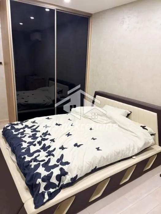 Izdavanje, stan, 160m², Filmski Grad, Beograd