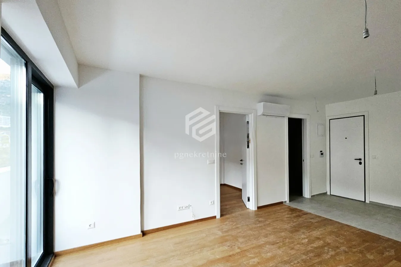 Prodaja, jednosoban stan, 43m², Rozino, Budva