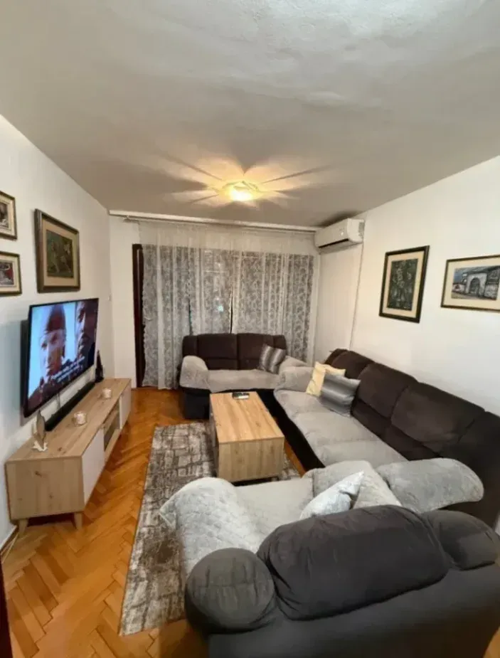 Prodaja, dvosoban stan, 58m², Stari Aerodrom, Podgorica