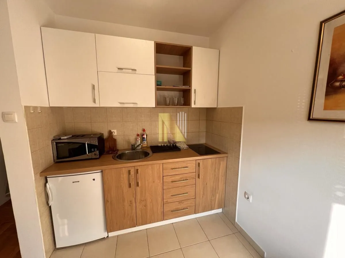 Rent, one bedroom apartment, 34m², Salajka, Novi Sad Sve Podlokacije