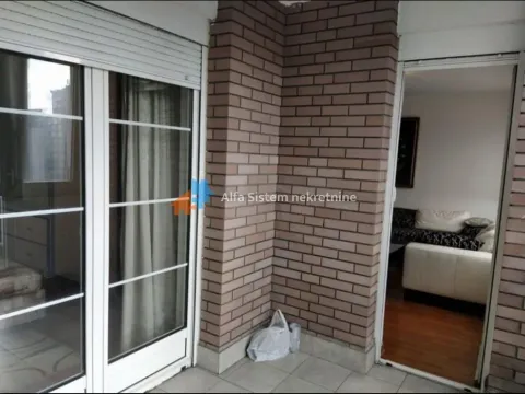 Izdavanje, dvosoban stan, 78m², Južni Bulevar, Vračar Sve Podlokacije - image 10