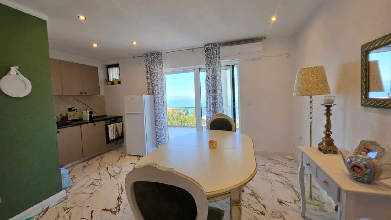 Sale, two bedroom apartment, 94m², Blizikuće, Budva