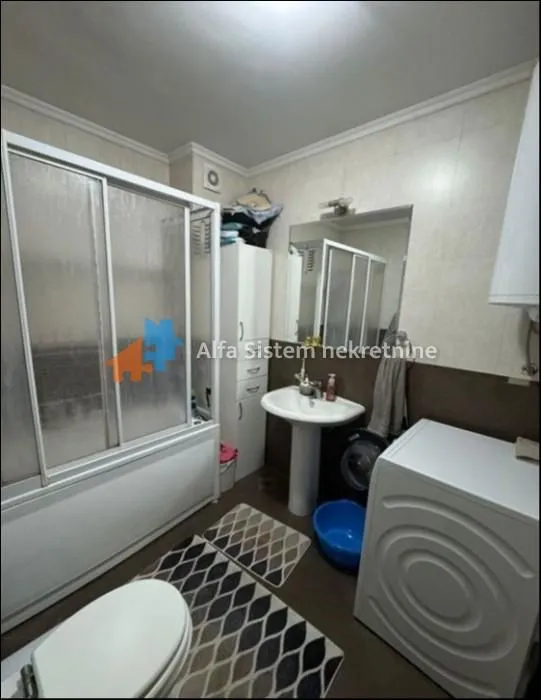 Izdavanje, trosoban stan, 73m², Voždovac Sve Podlokacije, Beograd