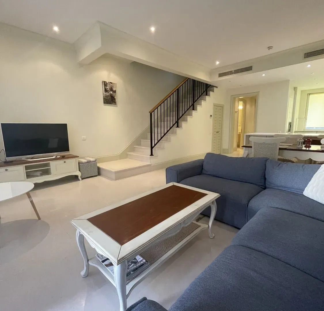 Rent, two bedroom apartment, 100m², Tivat, Crna Gora