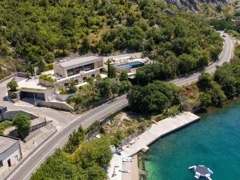 Prodaja, kuća, 526m², Orahovac, Kotor - image 74