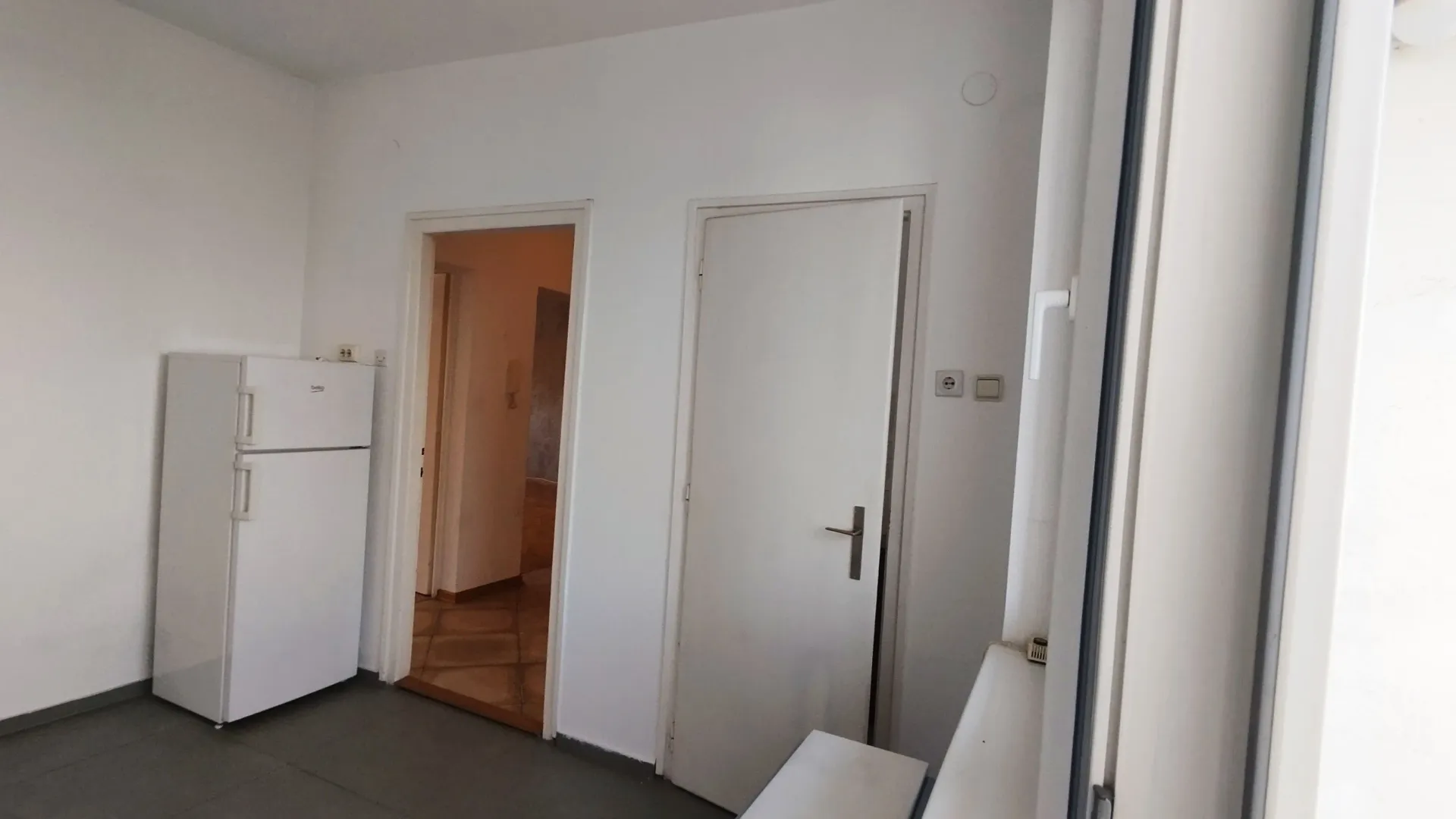 Prodaja, dvosoban stan, 68m², Stari Grad, Beograd