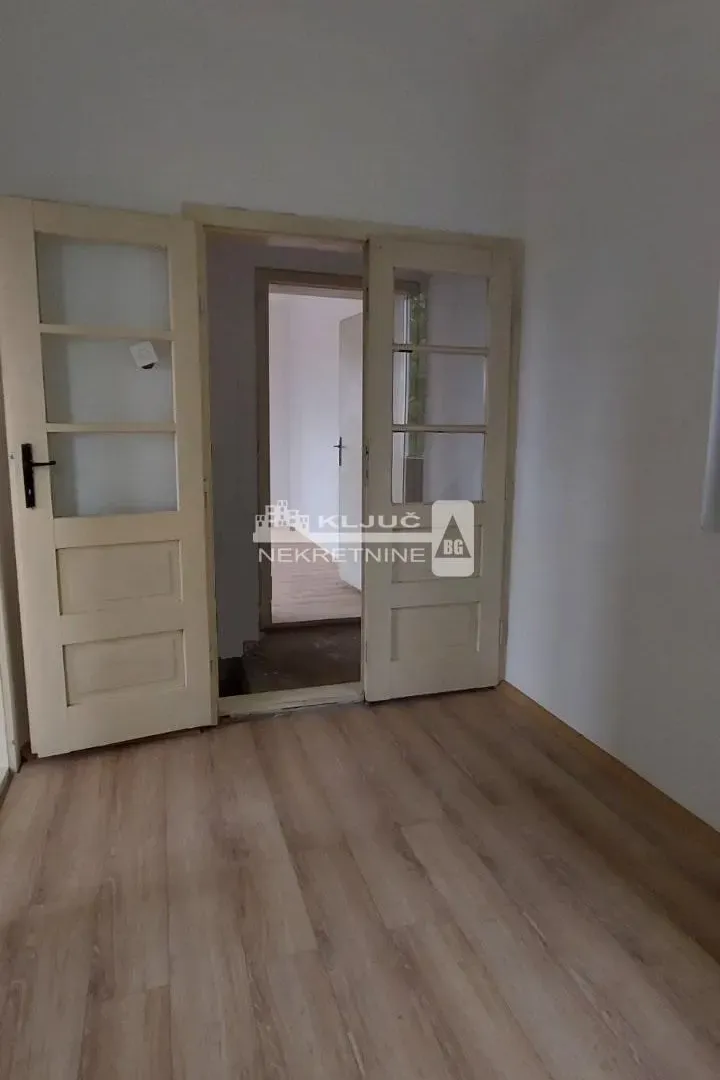 Prodaja, kuća, 100m², Voždovac Sve Podlokacije, Beograd