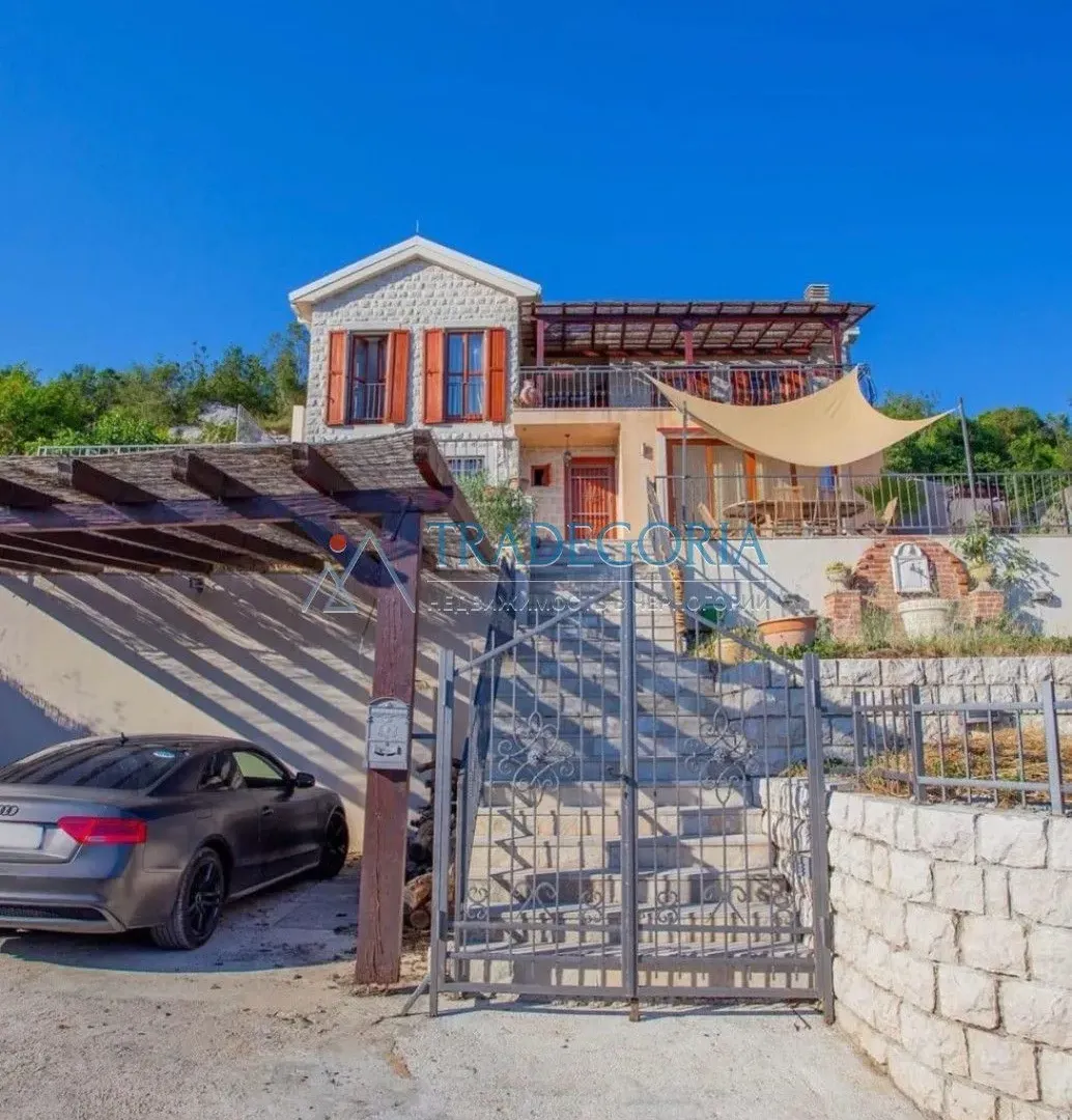 Prodaja, kuća, 210m², Kotor, Crna Gora