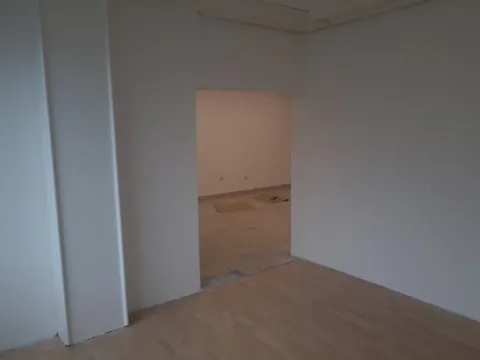 Prodaja, poslovni prostor, 49m², Autobuska stanica, Podgorica - image 7