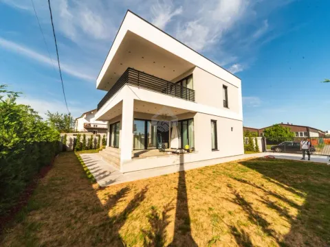 Prodaja, kuća, 225m², Gornja Gorica, Podgorica - image 6