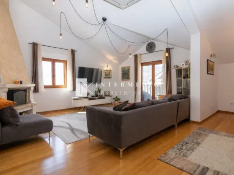 Izdavanje, četvorosoban stan, 137m², Topla, Herceg Novi - image 2