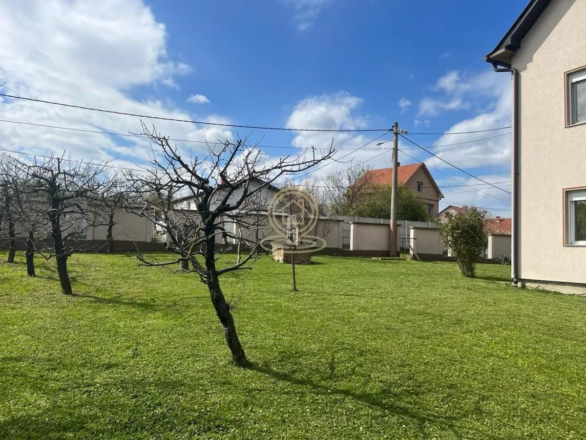 Prodaja, kuća, 310m², Čukarica, Beograd